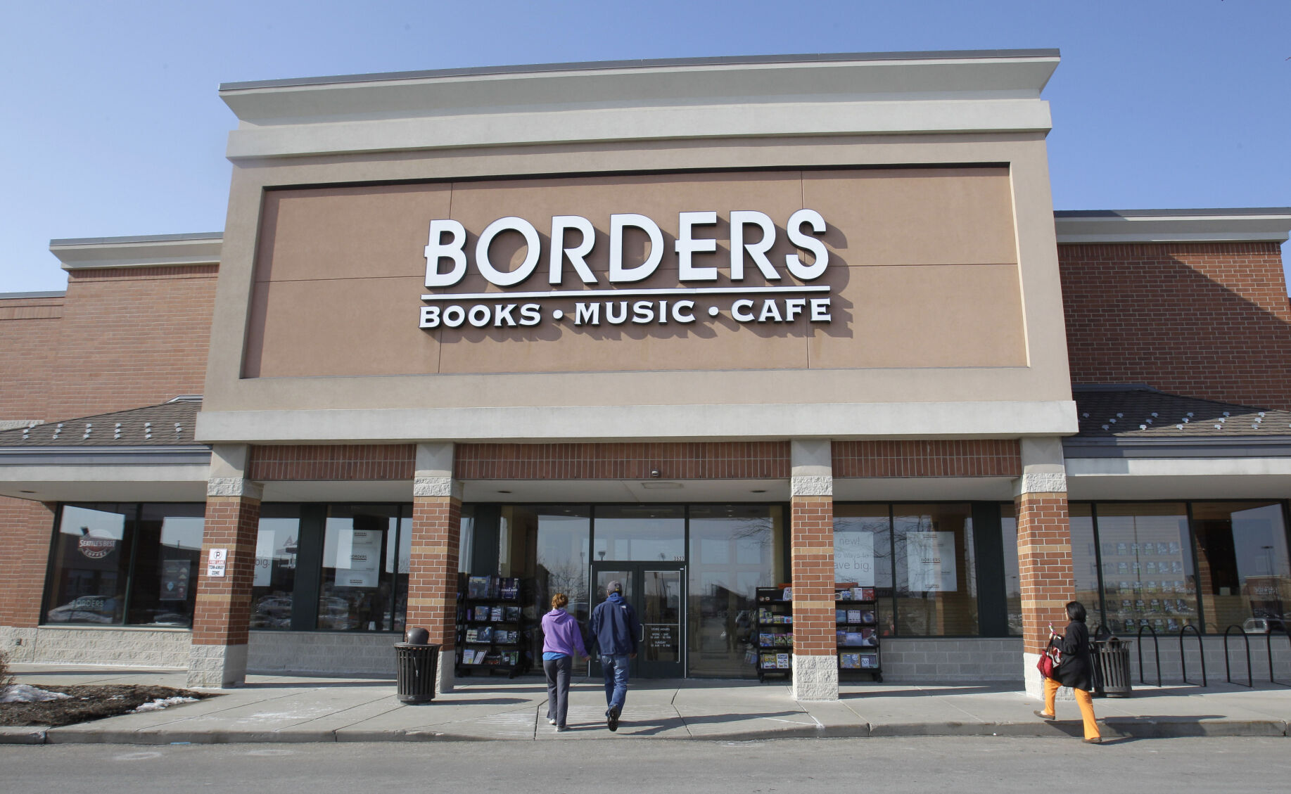2011: Borders